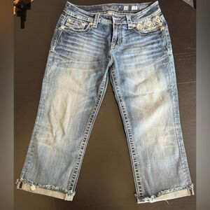 VINTAGE MISS ME Mid-Rise Capri SIZE 31